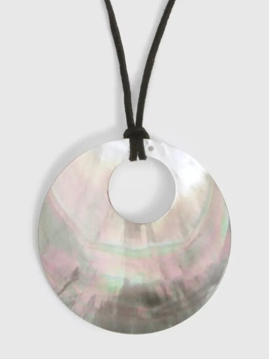 Shell Detail Ring Rope Necklace - Picture 5 of 6